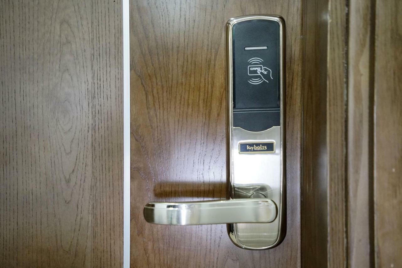 Lex Hotel 하롱 외부 사진